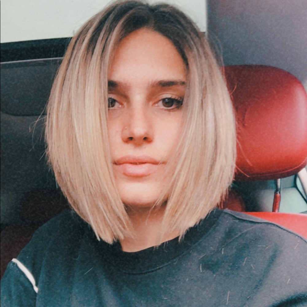 Meet your Posher, Cecile